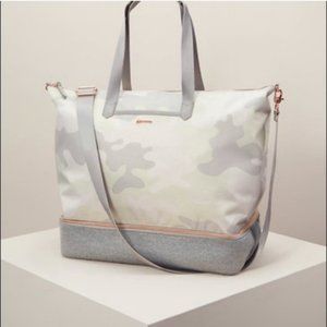Stella & Dot Crush It Camo Bag Blush - NEW